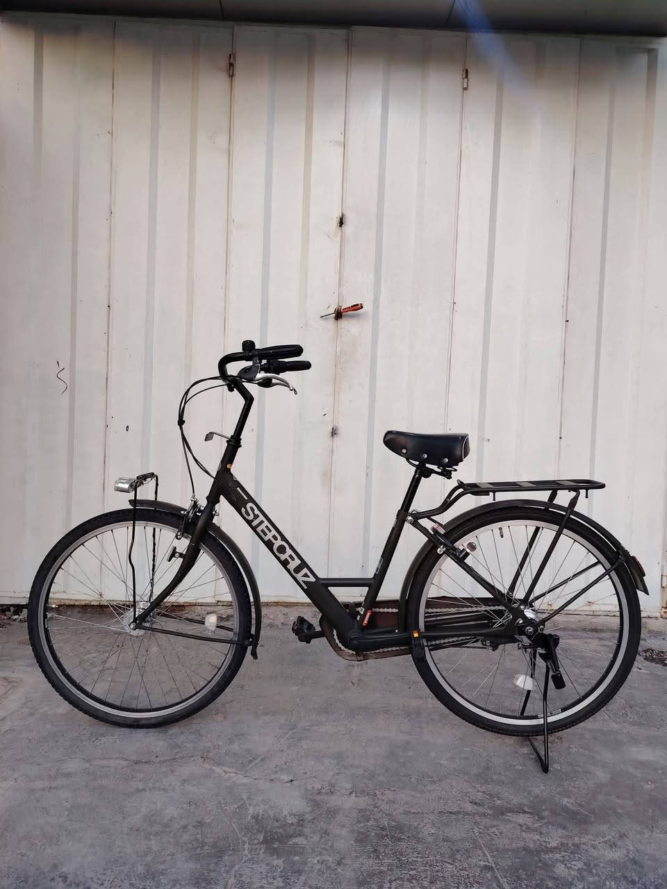 السلام عليكم متوفر
دراجه برجستون أوزان ثقيله 

حجم الإطار 26X175 تاير عريض/ يدات بريك المنيوم 

بدال السرعه 3X1 دفن بطيخه جبيره

لايت امامي عدستين يعمل على طاقه الويل

ستيرن فراشه مربع/ كشن كبير للمسافات

نضام الوايرات دفن داخل الشه / سيبايه عظم

قطعه ختم واحد ليبل واحد برجستون ياباني 

دراجه وضع حاويه غير مستخدم داخل العراق

كل ادواتها اصليه و جاهزه بدون نقص

موقعنا بغداد الحبيبيه

واتساب ***********
