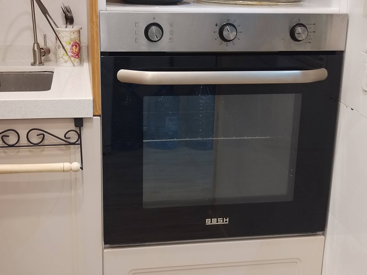 اوڨن للبيع نظيف
ماركة BOSH
السعر ١٥٠
للاستفسار خاص او اتصل على ***********
