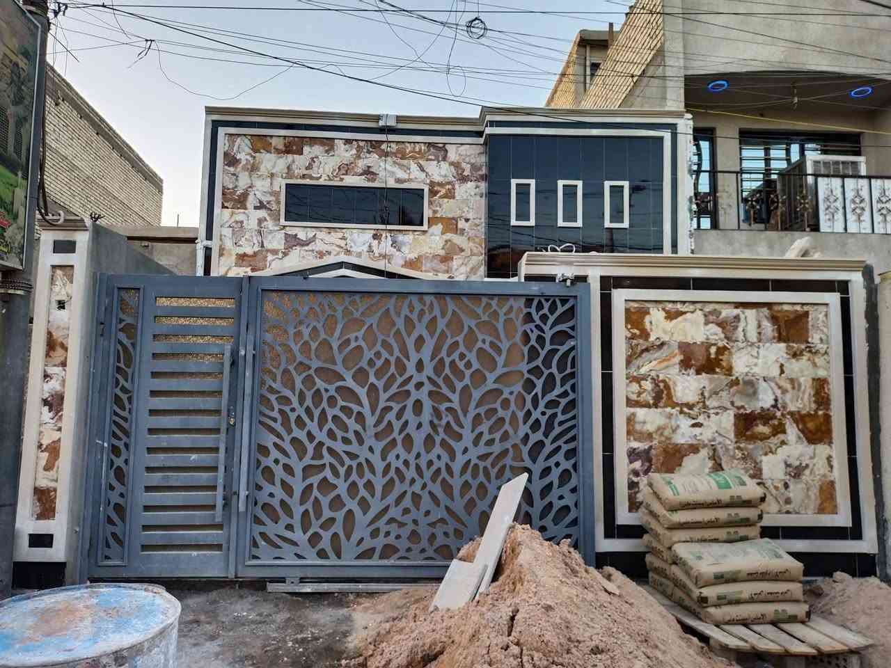 خلفه لبخ واجهات تطبيك سيراميك ارضيات جدران بايات ترميم اشتغل بل يوميه كباله العمل داخل بغداد فقط***********
