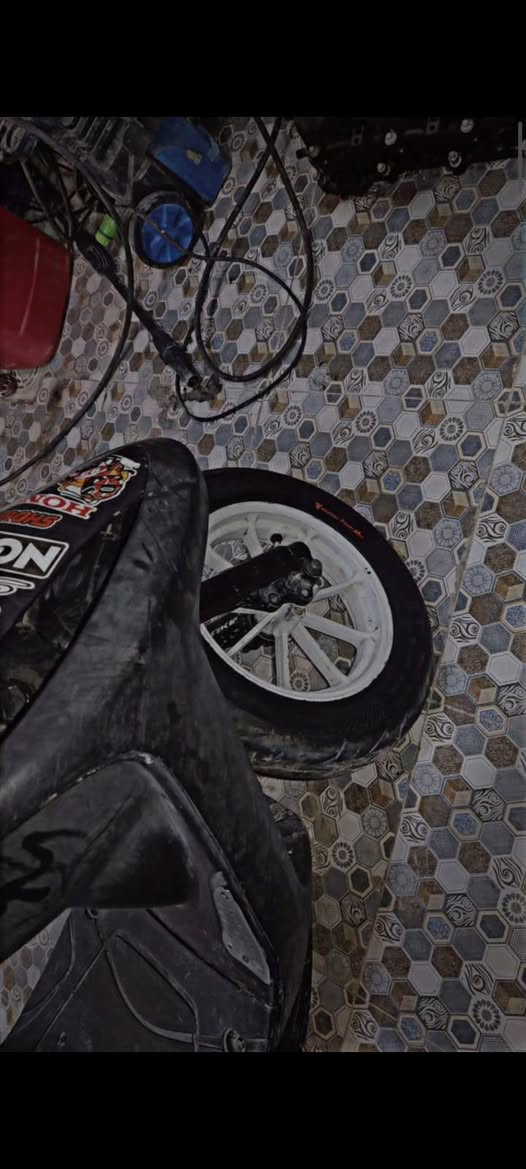 سلام عليكم للبيع الي يحب يشتري يطب وات+964 788 287 3267


**إذا كنت صاحب هذا الإعلان وتريد حذفه لأي سبب، رجاءا أرسل رسالة إلى الدعم الفني**