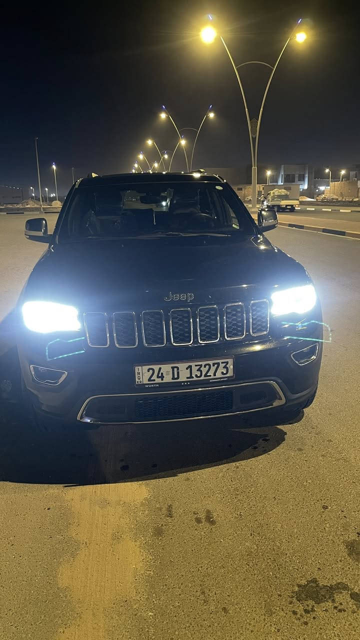 Jeep Grand Cherokee Limited 2017
جيب كراند شيروكي فئة ليميتدد موديل 2017
اللون :- اسود
V6 حجم المحرك :- 3600
نوع الدفع :- دفع رباعي
-: فول مواصفات المواصفات
١- كير ماوس وضعيات قياده
٢- فتحه
٣- كشنات جلد
٤-تدفئه بالكشنات
٥-رادار جانبي
٦- تشغيل عن بعد
٧- شاشه جبيرة
٨- كامره
٩-حساسات اصطفاف وتوقف تلقائي
١٠- كشنات كهرباء السايق والبصفة
١١- تحكم ستيرن جهتين
١٢- هيتر بالمري
١٣- تبريد قطعتين والقطعه الثانيه بيها كيبلين شحن
١٤- نظام سبورت مود
اقتصادي 17 ECO- نظام
رقم دهوك  بأسمي
بعد بيها هواي مواصفات خير من الله
العنوان البصرة الزبير 
السعر 243 وبيها مجال للطيبين
للتواصل ***********
