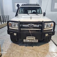 لاندكروزر • ١٩٨٨ • ٦ سلندر بنزين