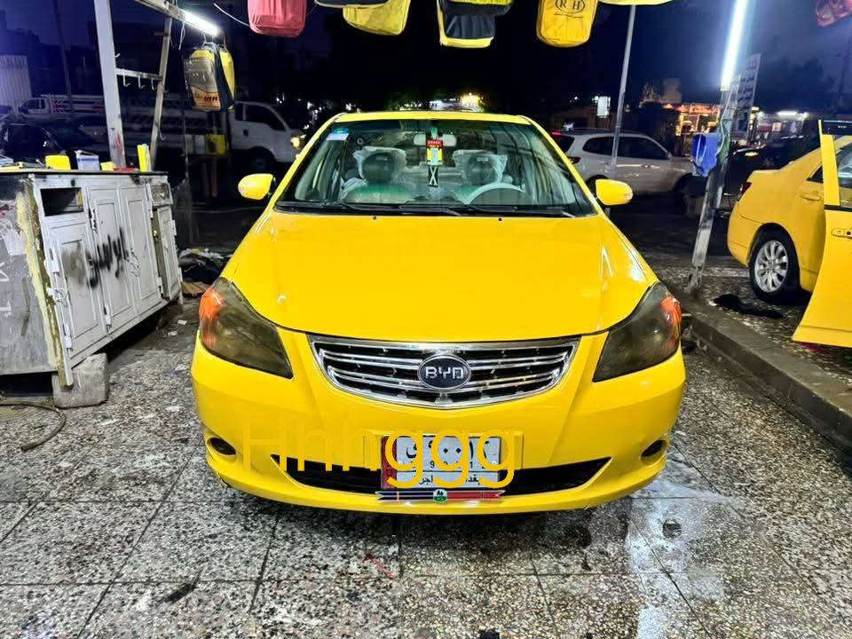 السلام عليكم بي وايدي موديل ١٣ بيها بس بنيد هزه جديده ارقام نكليزي هيئه مصفره مكينه نضيفه بيها خربطه تخربط لو مكينه لو كير ابيع هل موجود كهربائات كامله سعرها ٤٥ وبيها مجال بسيط او مراوس حسب القناعه رقمي ***********
