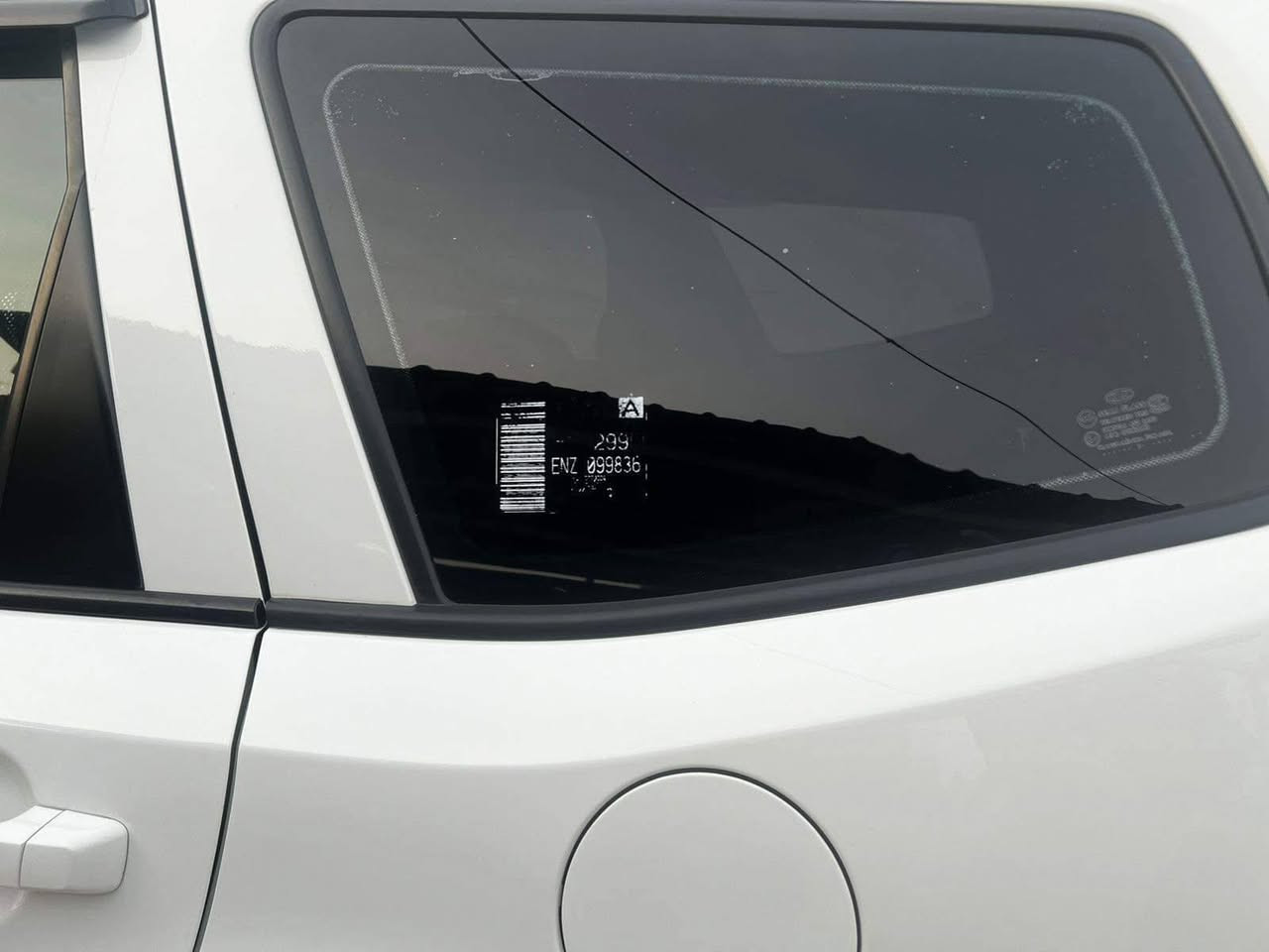 كيا موهافي شركة البخيت رقم اربيل موديل 2013
بدون بصة 
بدون زراكات 
تو ويل  مو فور ويل
وباقي المواصفات موجودة 
كير ومحرك شرط حتئ صوت رواجز ماكو 
بيها ثلاث مكانات صبغ بدون حادث موضحة المكانات بالصور 
السيارة ماشيا حقيقي 210 الف قابله للزيادة  ماملعوب بالعداد شرط جرس 120 يرن 
مكان السيارة الموصل او اربيل 
سعرها 158 ورقة بيها مجال للشراي 
لحد يكسر بالحلال لكون الموهافي الجناي يعرف يقيمها 

التواصل اتصال او وات ساب 
***********
***********
