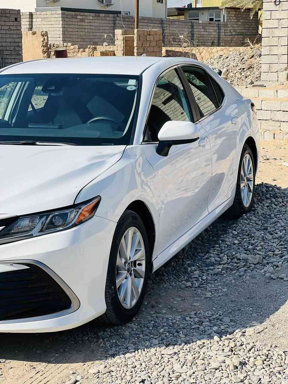 السلام عليكم
كامري للبيع 
موديل 2023
ماشيه 27ميل حقيقي 
مواصفات Le
بجم كبس 
لون ابيض ثلجي 
ضرر موضح بل منشور جاملغ كلير امريكي وكاملغ مبدل تجاري بدون دواخل شرط 
رقم اربيل باسمي 
تايرات جديده صدر شركه 
السياره ماتصرف عليها ولا الف 
السعر 225وبيها مجال 
اتصل وتدلل 
مكان السياره بيجي قريه المزرعه 
***********
