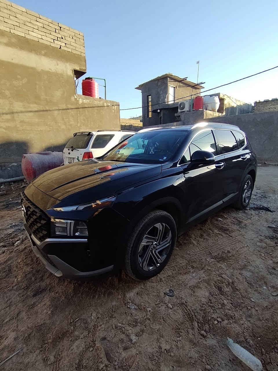 السلام عليكم ورحمة الله
للبيع فقط السعر 225  وبيهه مجال
سنتافي موديل 2023 وارد امريكي لون اسود محرك 4 سلندر GDI  فول مواصفات عدا التنته  (مواصفات كثيره)
السيارة جديده، حادثهه بسيط (بالويل و4 أصابع أسفل باب السايق) صلحتهم ع البارد بدون معجون
ماشيه 14 ألف تخم تاير جديد، السياره بإسمي رقم انگليزي بصره.. مكان السيارة البصرة /قضاء المدينة
للإستفسار ***********
