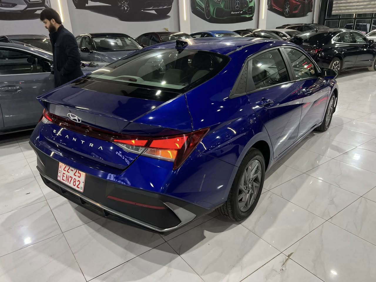 🏁 هيونداي النترا 2024 - فئة SEL 🏁
سيارة جديدة (شبه زيرو) بمواصفات تكنولوجية مميزة وشكل عصري:
• المحرك: 2.0L اقتصادي وقوي.
• المواصفات: بصمة، تشغيل عن بعد، شاشة كبيرة (أبل كاربلاي)، رادار أمامي، رادار جانبي (نقطة عمياء)، تحديد مسار، كاميرا خلفية.
• الضرر: بونيد فقط (بسيط جداً) وبدون أي دخول بالداخل (لغد، شاصي، ايرباج كله سليم بشرط الفحص).
💰 السعر: 146 ورقة (قفل)
📞 للتواصل: ***********
