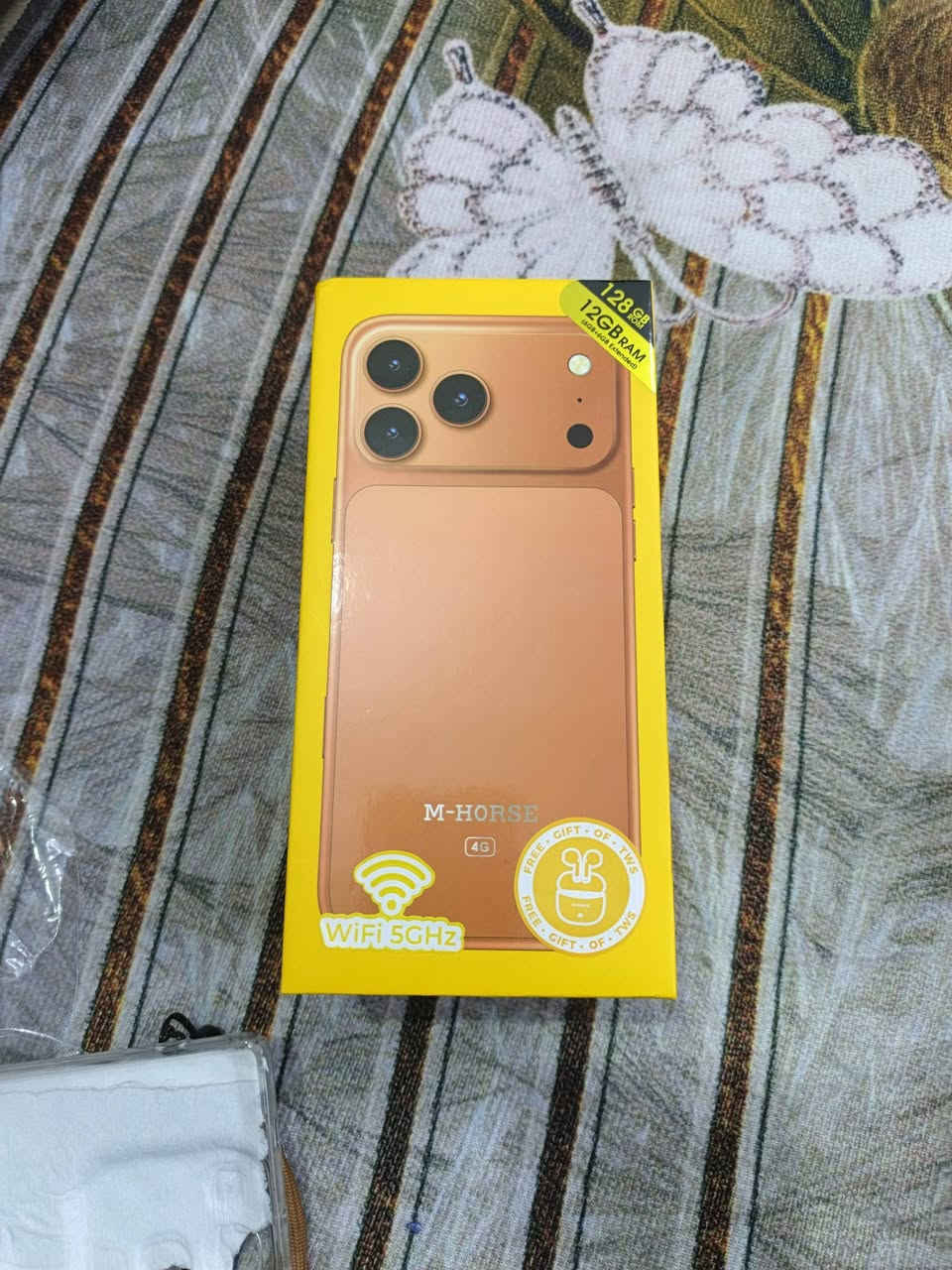 موبيل أم هورس عله شكل هاي فون ١٧ أندرويد ١٤ أصلي مامشتغل بس منزل برنامج كل برنامج شغال حتى بورجي ذكره١٢٨رام١٢   إذا حاضر ***********  *********** كركوك
