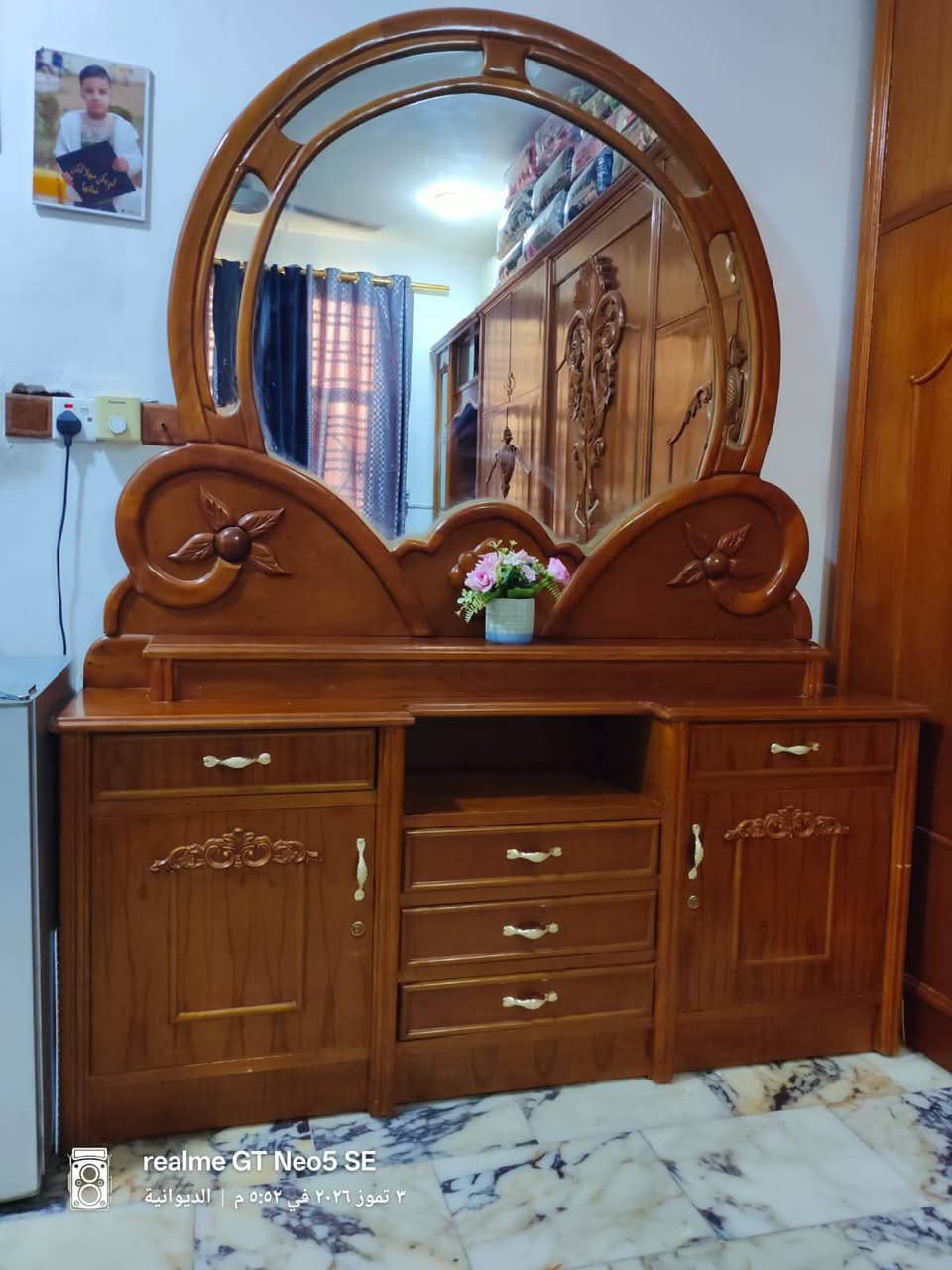 السلام عليكم
للبيع ميز مراية وزاوية فصال تسگام


**إذا كنت صاحب هذا الإعلان وتريد حذفه لأي سبب، رجاءا أرسل رسالة إلى الدعم الفني**