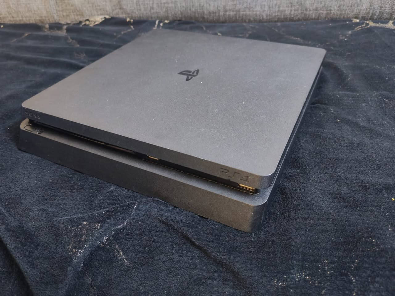 ابلي 4 اسلم اولاين نص تيرا  ممفتوح وياكارتونتة ودبل جويستك رايدة ب250 مكاني بغداد جديدة


**إذا كنت صاحب هذا الإعلان وتريد حذفه لأي سبب، رجاءا أرسل رسالة إلى الدعم الفني**