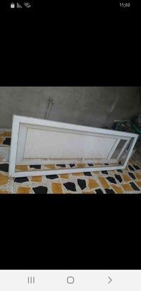 باب حمام وتواليت قياس ٧٥عرض والطول ٢١٥م للبيع 07884000904