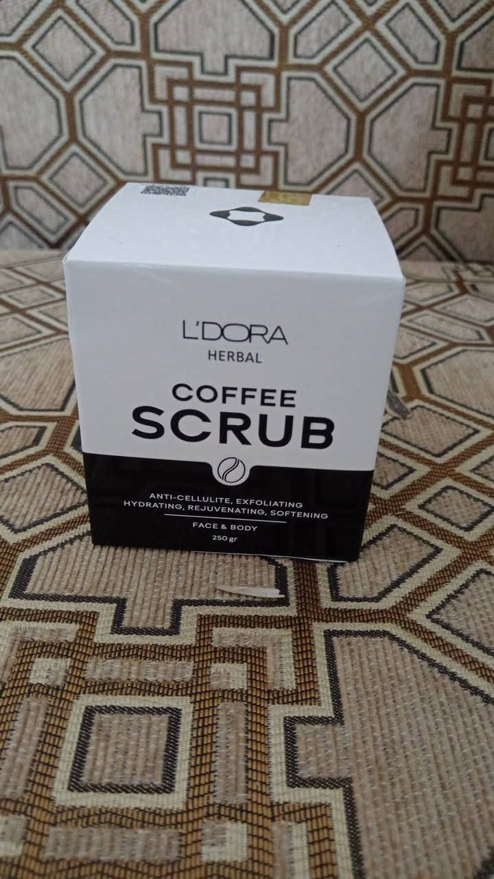 غراض كوزمتك ثلاث كراتين مسوكهن ب١٥٠٠ طي سعر وخذهن بالعافيه ستفاد منهن كلشي وكلاشي عطورات صوابين منضفات واقيات للاستفسار الاتصال الرقم ***********
