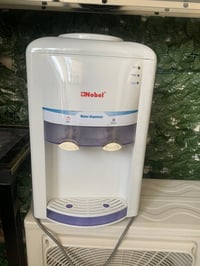 براد منضدي للبيع نظيف جدا المكان حي الخضراء ٠٧٩٠١٦٨٦٥١٠ سعر ٤٠ الف