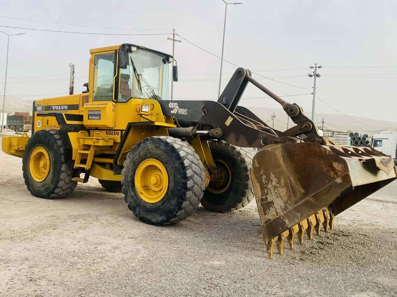 لبيع فالفؤ حجم ١٢٠ موديل ٩٨ منفست كاتي  عنوان مخمور ***********
