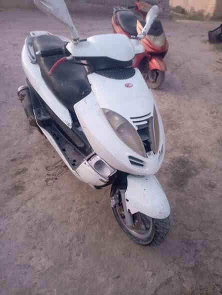 كامكو بوليسي مكينة حلوة شلعة معدل مال جلد ، بريك امامي خلفي شغالات ، دبلات امامي خلفي شغالات ، كهربائيات سلف ،هورن لايت اشاير ، كيج حماوة ، كيج بانزين ، رون ، كله شغال السعر 250 العنوان بابل وردية بوعليان ***********
