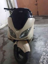 فورزه 0/8 البيع 300. بيه مشكله بصيطه بل ضفيره بس المراسله واتساب 07775...