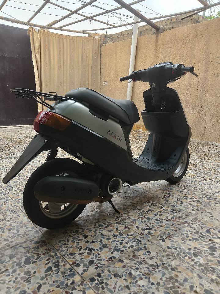 سلام عليكم دراجه بطه للبيع موديل 2000 دراجه كامله كله شغاله سلف هندر كهربائيات كله شغاله كامله أنكر سلف وطلع وين متريد سعره 225 وبيه مجال بسيط مكاني كربلاء الحولي أبو مهدي المهندس ***********
