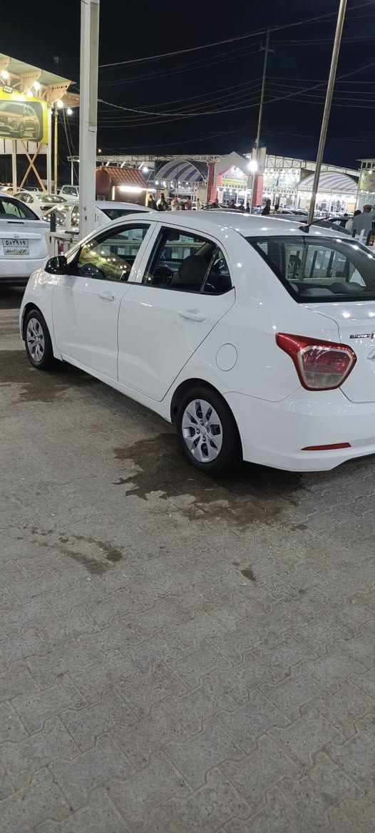 هونداي i10 للبيع موديل 2016 رقم نجف دولي شرط التحويل
بيه صبغ موضح بالصوره وبارد قليل بالباب الخلفي السياره كير ومحرك وحداديه وتخم تاير بلكارتون 
سعر السياره 85 وبيه مجال قليل 
اي استفسار الاتصال ***********
مكان السياره بلنجف
