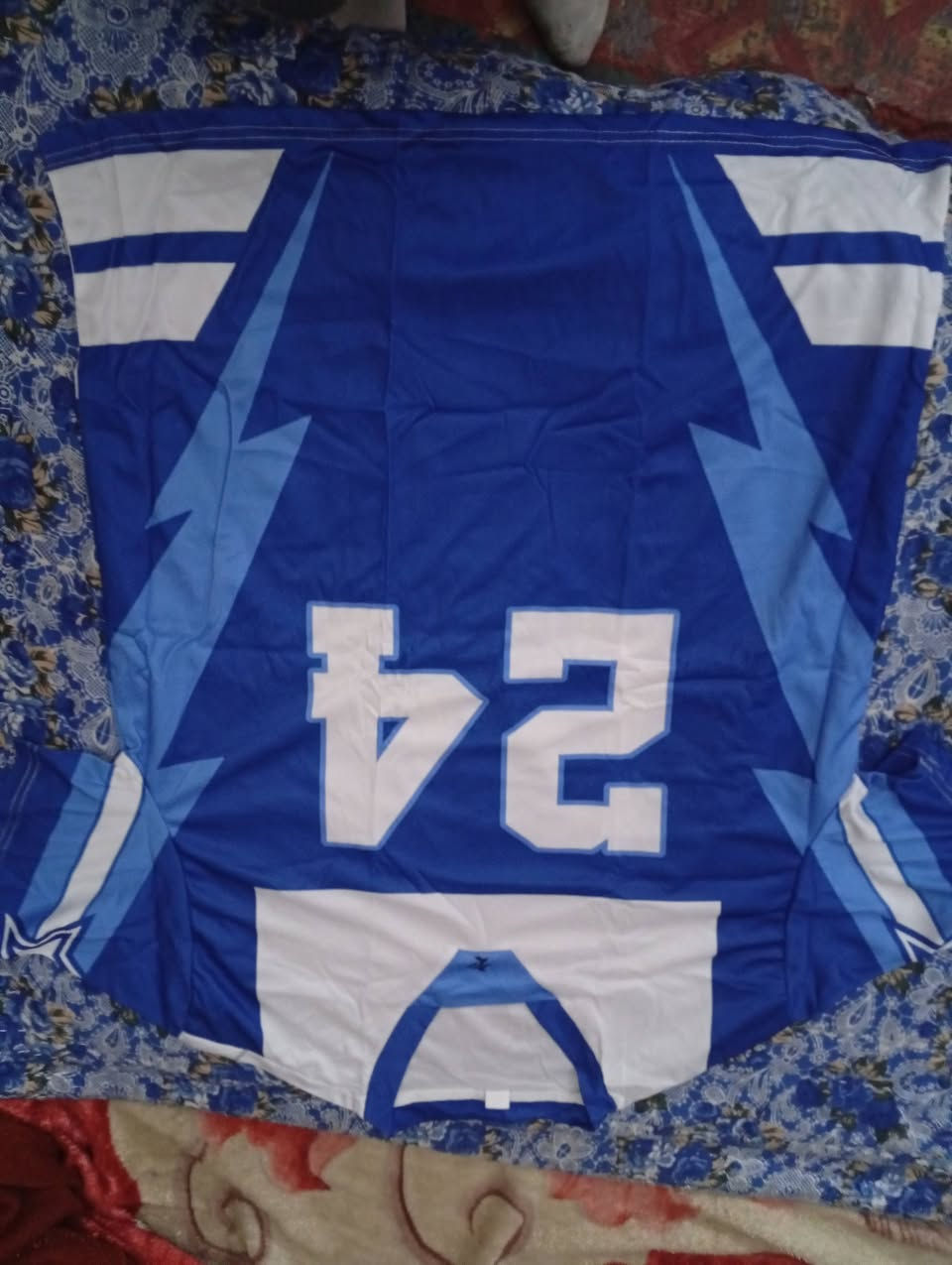 سلام عليكم عندي 19قطعه شلع ابيع بسعر مناسب


**إذا كنت صاحب هذا الإعلان وتريد حذفه لأي سبب، رجاءا أرسل رسالة إلى الدعم الفني**