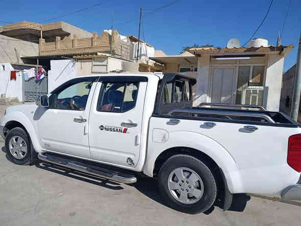 من رخصت الادمن المحترم
للبيع ناڤاره موديل 9 محرك بطه كلش نضيف حلو تخم تايرات جديد صدر جديد تبريد شغال سنويه ساقطه 
سعر 93 بي مجال للطيبين مكان خانقين ***********
