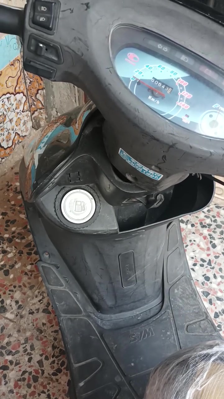 السلام عليكم 
دراجة كاماكو في تو للبيع 
صار ٥ اشهر من  ماخذها من حاويه مثل ما موضح با وصل اشتريتها لشغل وشغل بطلت منه وبقت يمي طلعات بسيطه دراجه ما ماشيه هواي كلشي كامل بيها من كهربائيات ولايتات  
دراجة ما مفتوحه وكلشي بيها بلاد مابيها شي تجاري مكنيه ناعمة 
الدهن اول باول وكله محسن 
هذا رقمي *********** وتساب

