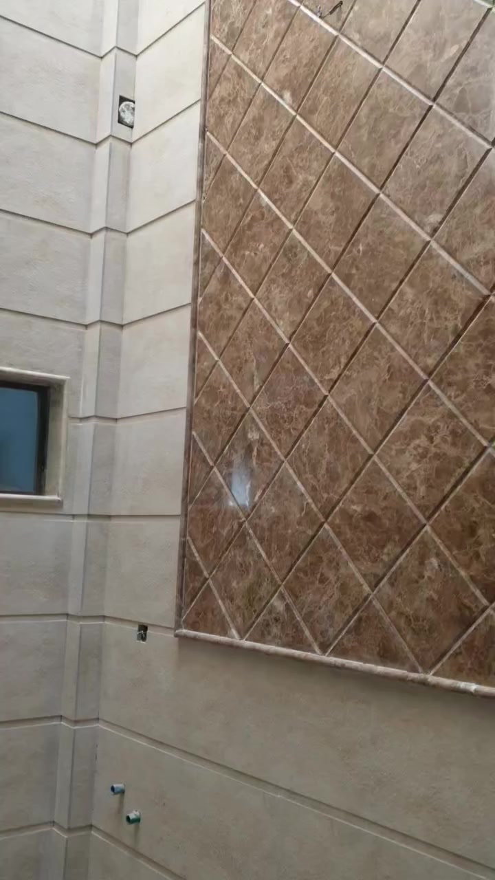 عملي من كربلاء مرمر وحجر ونقشات وسراميك ماده ***********   ***********وبورسلين ورضيات كولشي //
