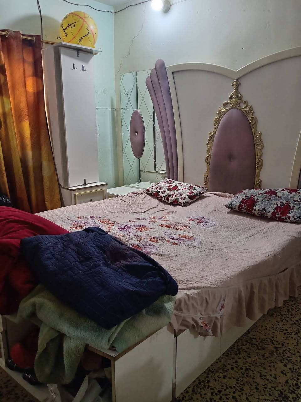 غرفة نوم كلش تكمة وجبيرة قفلها ٥٠٠
وجهاز جري مستعمل كلش قليل ومتروك ٢٥٠ قفل
المكان بغداد الحرية
رجاءً بس الشراي يدخل خاص
وامانة الله لاحد يكسر


**إذا كنت صاحب هذا الإعلان وتريد حذفه لأي سبب، رجاءا أرسل رسالة إلى الدعم الفني**