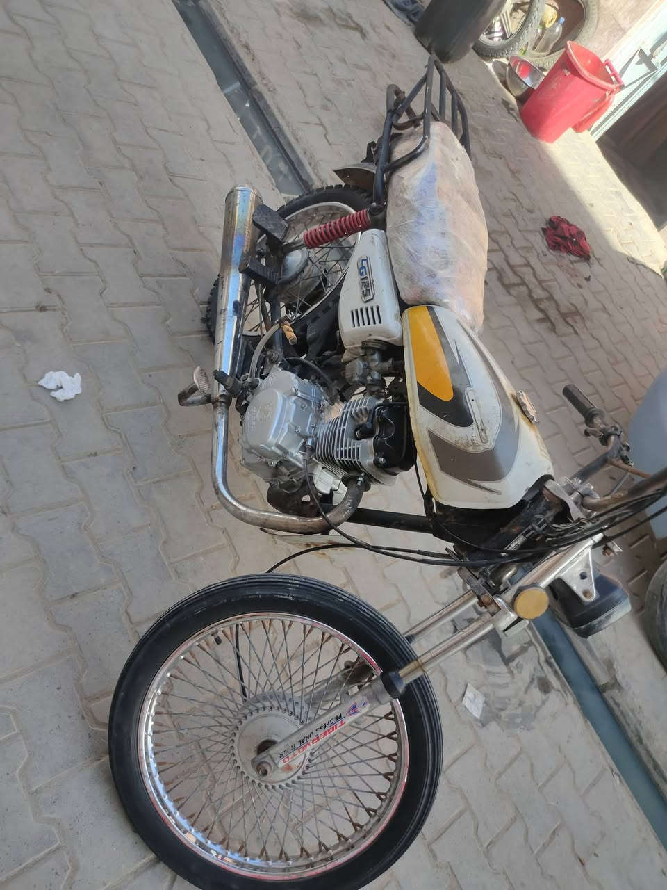 سلام عليكم تايكر مديل 19 اوراق سكنر مكينه مبيهه شي السعر خاص او اتصال مكاني سماوه *********** واتساب
