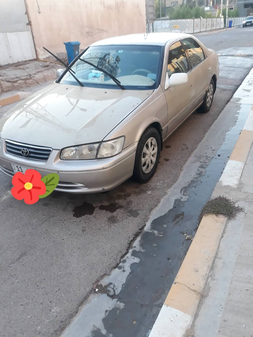 السلام عليكم
كامري موديل ٢٠٠٠ وارد امريكي 
محرك ٢٠٠٠ بإسمي تحويل ثاني يوم 
تبريد شغال / رقم وهزة جديد 
رقم هاتف *********** / السعر ٧٠  وبيه مجال 
الفلوجه حي العسكري قرب سيطرة الموظفين
