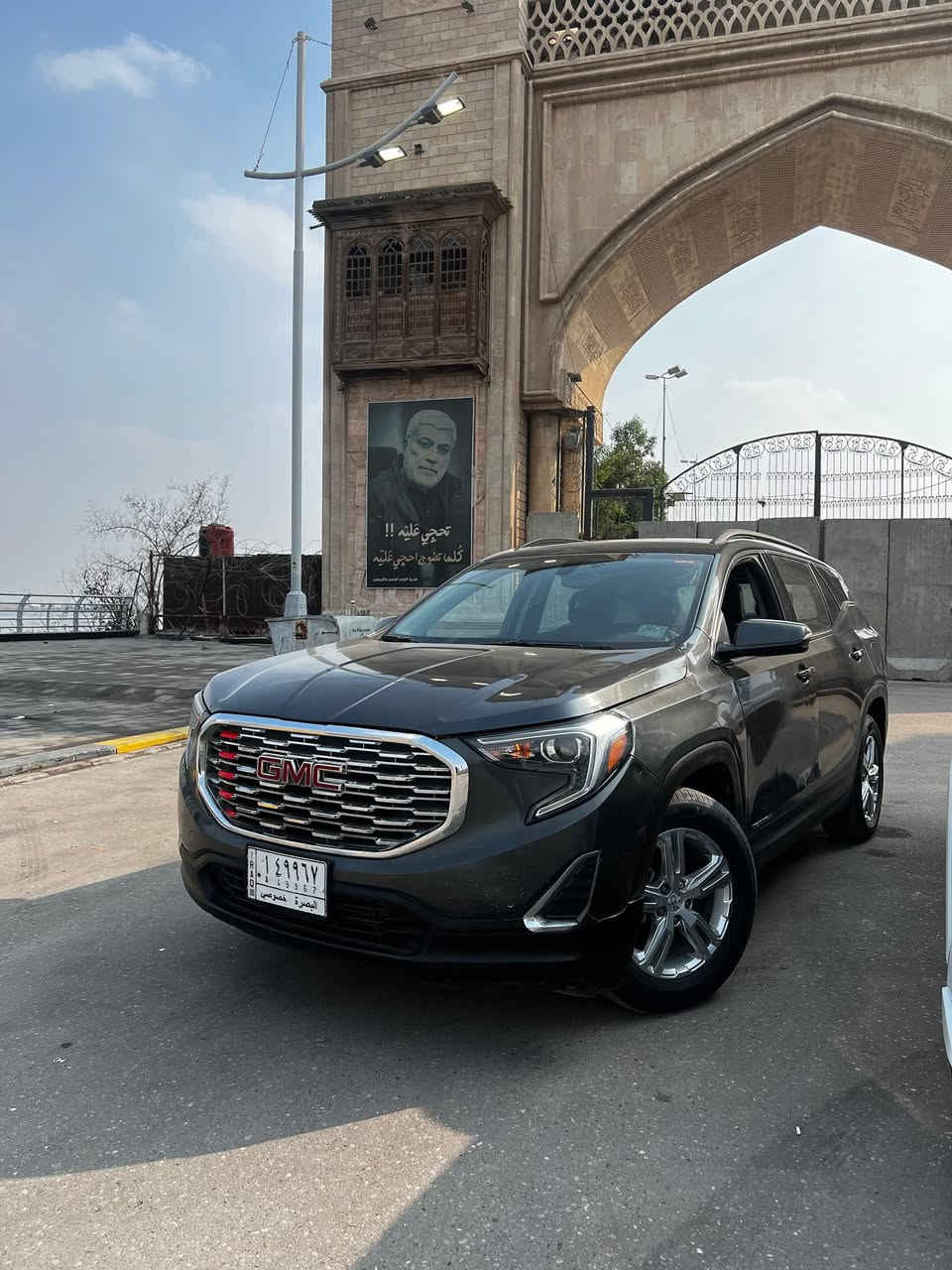 سلام عليكم جمسي تيران2019للبيع
مواصفات فول عده الفتحه

ماشيه 129الف

صور الحادث موجوده

مكاني ميسان السياره منتهيه سنويه قبل 4اشهر

للبيع السعر 153

***********
