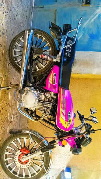 دراجة سيفون فول من كلشي
موديل 2025
محرك 200
صار 15 يوم من مشتريهى
مكاني خالص
سعر خاص
رقمي ‏‪***********‬‏
