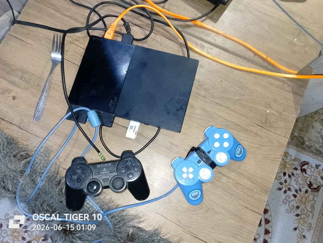 للبيع بلي تو مستعمل قليل فلاش يدات ثنين يحمل فوك ل ١٢لعبه سعر ٥٠الف جزيره شط لعرب


**إذا كنت صاحب هذا الإعلان وتريد حذفه لأي سبب، رجاءا أرسل رسالة إلى الدعم الفني**