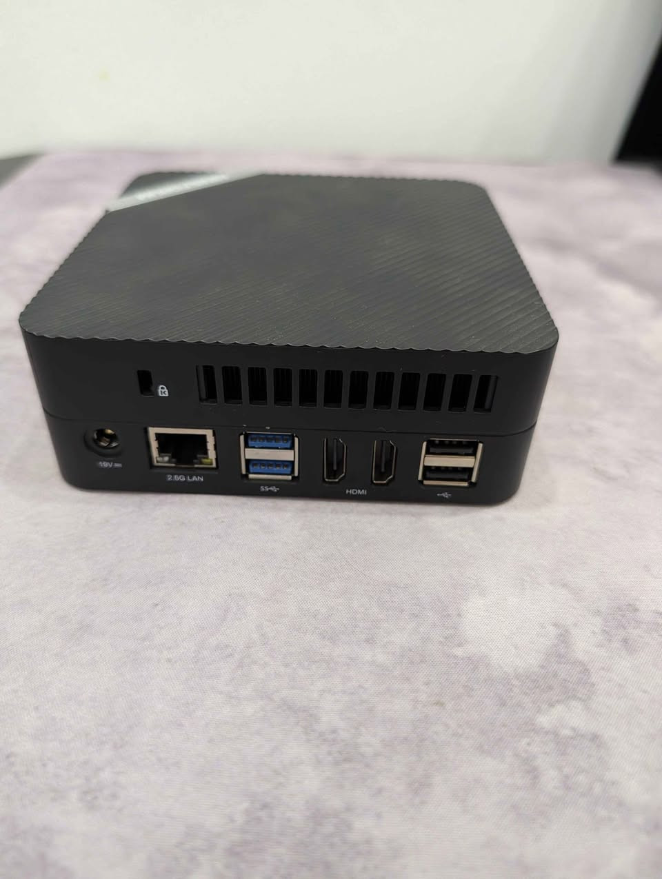 للبيع ميني بي سي Minisforum UM773 Lite 🔥
📌 المعالج: Ryzen 7 7735HS (8C / 16T)
📌 كرت شاشة مدمج: Radeon 680M
📌 الرام: 32GB DDR5
📌 الخزن: 1TB NVMe
📌 حجم صغير جداً وأداء قوي
📌 مناسب برمجة، تصميم، استخدام مكتبي وألعاب خفيفة
الجهاز نظيف جداً وحالته ممتازة ✅
💰 السعر: 500 الف 
📍 الموقع: بغداد
📩 للجادين فقط، مراسلة خاص. بغداد, العراق


**إذا كنت صاحب هذا الإعلان وتريد حذفه لأي سبب، رجاءا أرسل رسالة إلى الدعم الفني**