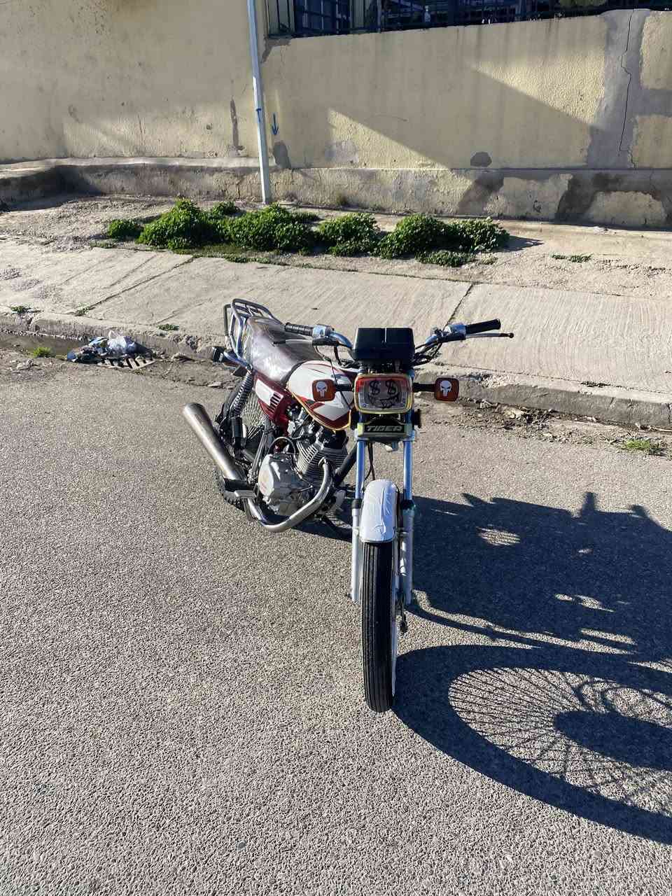 سلام عليكم شباب دراجه تايكر باب اول وزن ثقيل 2020محرك مامفتوح شرط انطيك لاصرف لا بخار كهربائي كله شغاله دبل اشاير بريكات جدد وره وكدام تايرات جدد صالنصه صوت. تخبللً شلعه معدلل فولل 🛫 الدراجه شرط انطيك جيبً فيتر وياك افحص الشراي يتفضل خاص او يتصلل*********** +منفيس بي ؟؟ السعرر565وبي مجال حك جيتك
