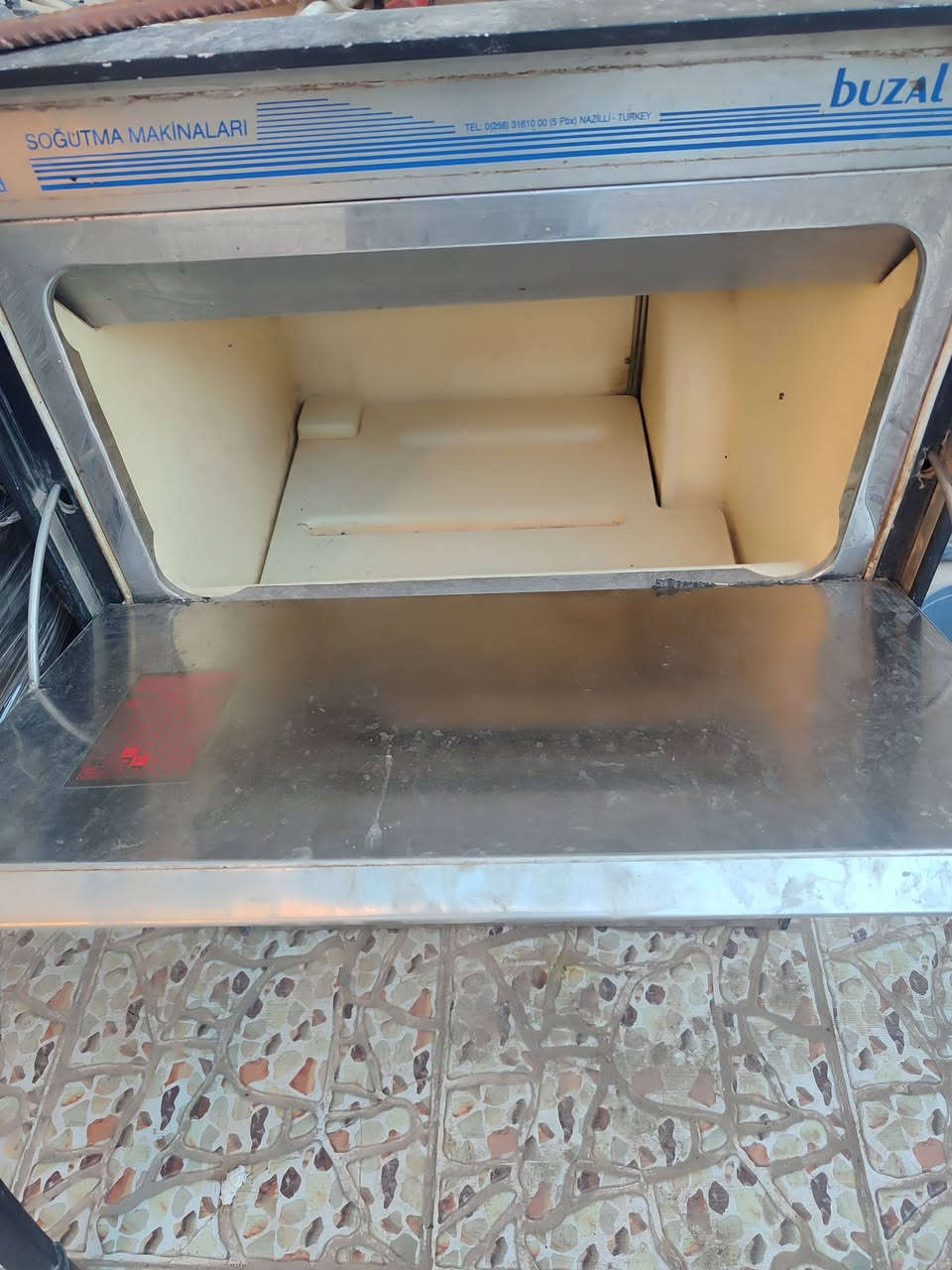 مجموعة غراض للبيع
واتساب ***********
