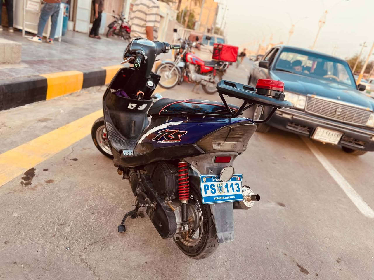السلام عليكم ..
ماكس عدله مفتوحه  ولفات دراجه خير من الله مشيها يخبل شغاله من الطول للطول مداريها ع اخير ماناقصها شي ابد سعرها 650 وبيها مجال مكاني ناصرية سوق الشيوخ متواجد ماسنجر وهاذا رقمي ***********واتساب
