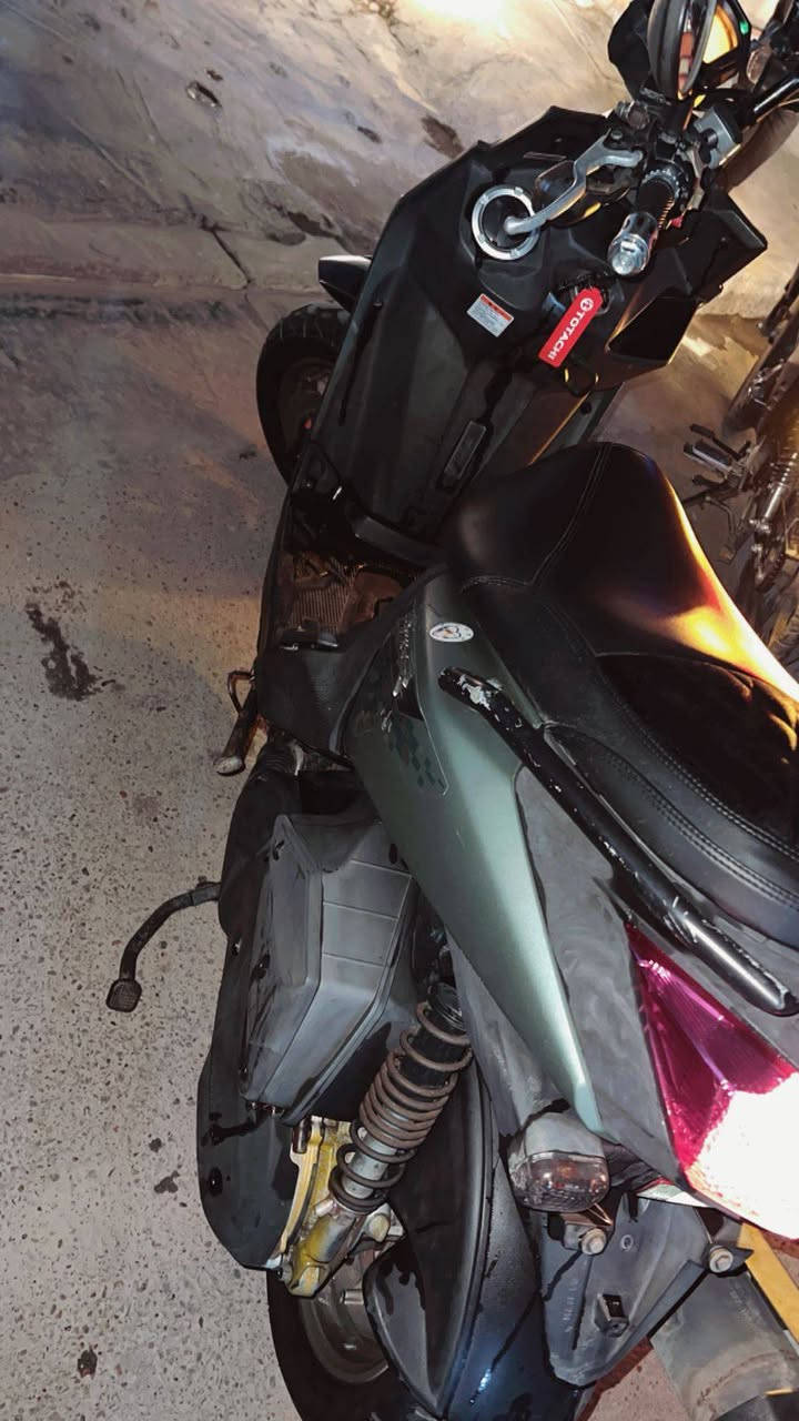 سلام عليكم 
سكنس جبلي اخر اصدار موديل 19 
الدراجه مكفوله كفاله عامه جديده بمعنا الكلمه 
ماشيه 42 
نوزل 
عارضها 2250وبيها مجال 
مكاني بغداد حي القاهره 
***********
