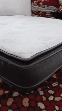 السلام عليكم ورحمه الله وبركاته من  رخصت مدير كروب دوشك تركي درجه اولى امانه الله ورسه طبقتين سعر 170 مجمده لك مستعمله قليل سعرها 200 بغداد مدينه الصدر (***********
