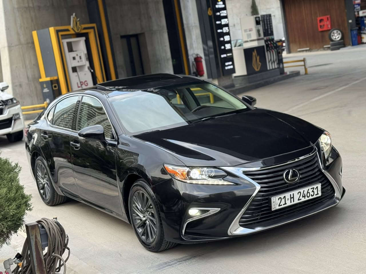 LEXUS ES350 2018
‎*********** واتساب

‎لیکگزس مودیل ٢٠١٨ داخل مشمشی مواسفات واحد علی واحد لیمیتید سیارة بیها بس بونید صبغ بدون داخل بدون ایرباگ لون اسود قطران  ماشیة (٧٤)میل گیر محرک صدر تاخم تیارات کل جدید سنویة فحس هزة لوحات کل جدید نفس یوم تحویل وکالة حاضر
‎(ماشاة اللە سیارة حیل حیل نظیفة🔥📦)
‎:مواسفات
‎فتحة
‎بصمة
‎رادار امامی خلفی مرایا
‎کشنات تدفئة و تبرید وکهرباءو جلدو خزن
‎ستیرن تدفئةو کهرباء
‎شاشة کبیر
‎تحکمات ماوس
‎سیستم...ئیکو نورمال سبورت
‎تحکمات ستیرن فولیوم تحدید سرعة
‎شفتات ستیرن
‎محرک ٦ سلندر حجم ٣٥٠٠
‎سیستم سوس جیبی ئیس اشتغل
‎مکان سیارة سلیمانییة مرکز مدینة سیارة بیع و مراوس بس تویوتا
‎سعر : 206 $شویة مجال بسیط
‎*********** واتساب
***********
