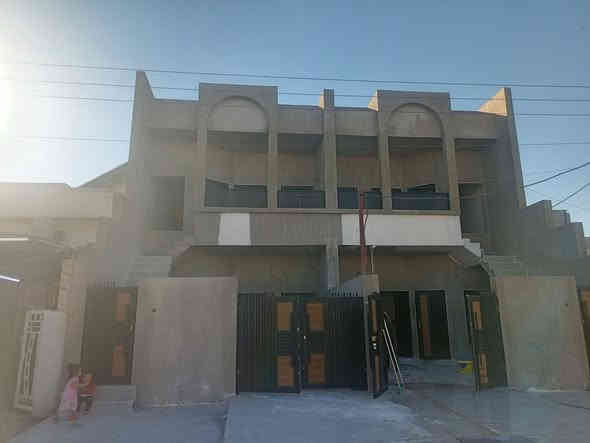 اني صباغ بيوت وحديد
ومانع رطوبه وتصليح جدار 
والسقف الثانويه اسعار مناسب جداً
عندك ستفسار اتصل الرقم  ***********  *********** واتساب  
داخل موصل تحياتي الجميع
