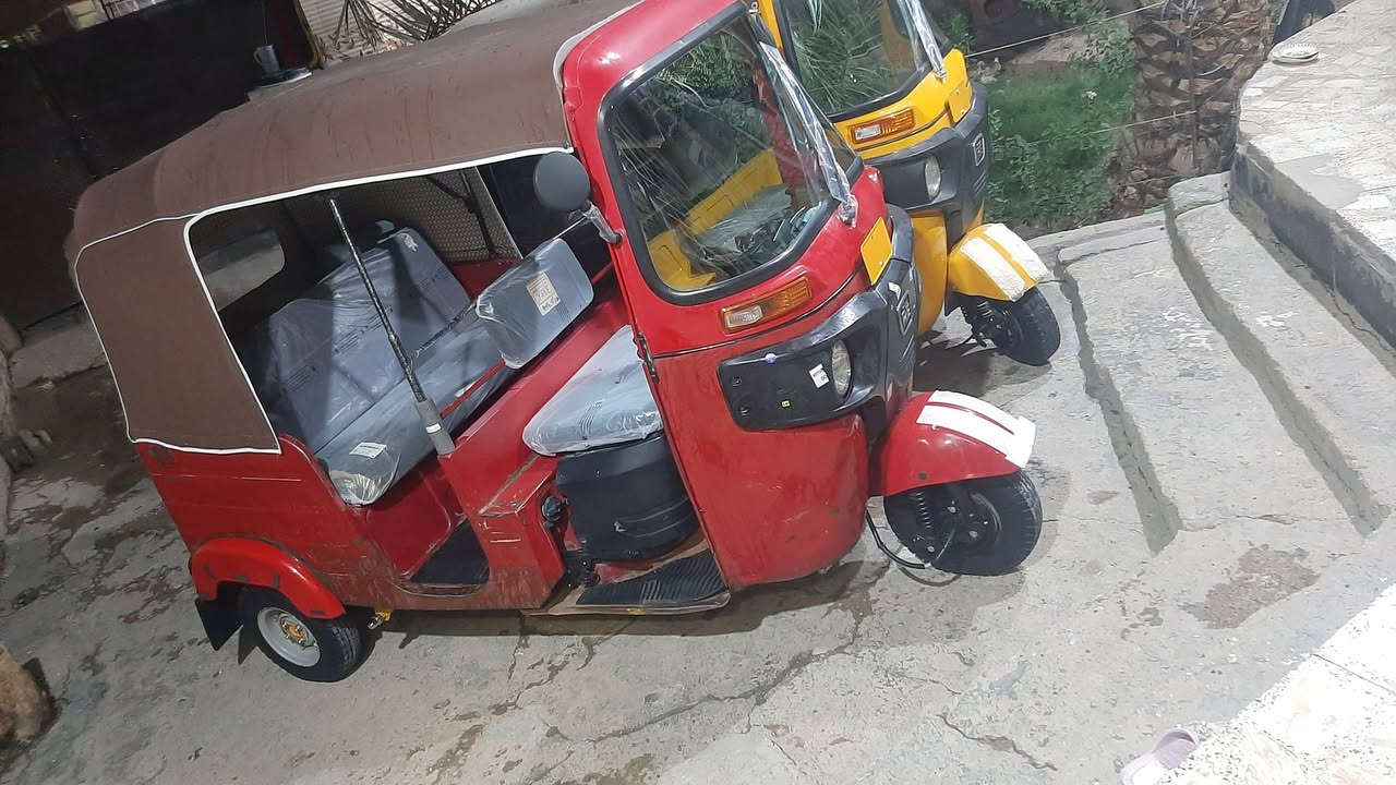تكتك 18 يرادلها تعمير بس دوس لان بيها خياسات وكشرها لا صبغ ولا معجون


**إذا كنت صاحب هذا الإعلان وتريد حذفه لأي سبب، رجاءا أرسل رسالة إلى الدعم الفني**