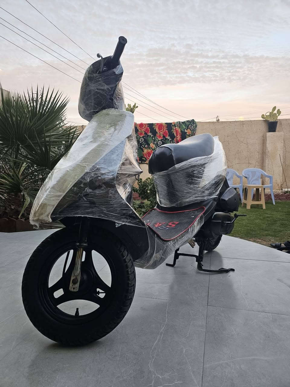 دراجة ساسوكي رياضي نضيف 
تخم تايم جديد
باتري جديد
مكينه ناعمه 
رايده ب200الف قفل
***********
