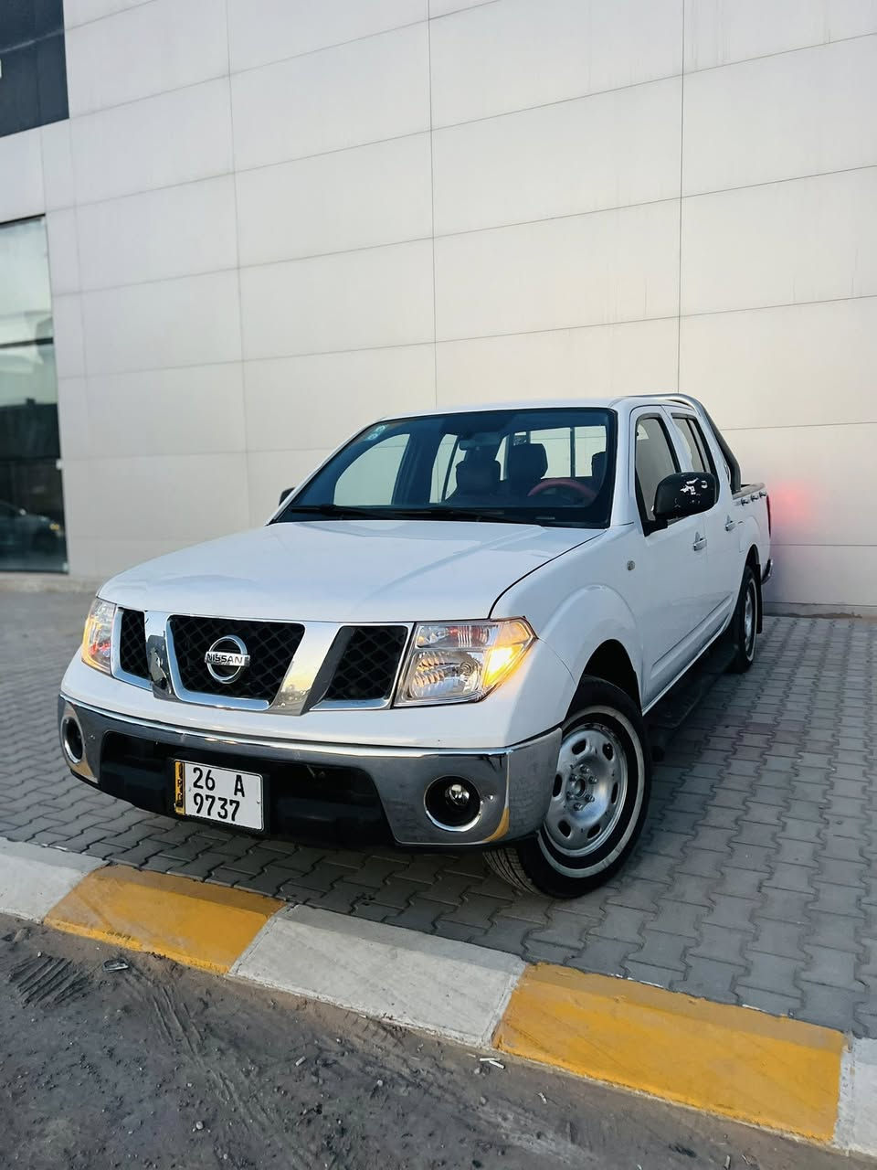 السلام عليكم للبيع بسعر مناسب جدا
بيك أب نيفارا موديل 2009 رقم صلاح الدين دولي شرط التحويل والغرامات سنويه جديده صدر شرط امامي خلفي السياره مكفوله من الصبغ كير ومحرك ففتي السعر 83$ وبيها مجال 
مكان السياره صلاح الدين /تكريت /القادسيه
للاستفسار 
***********
***********
