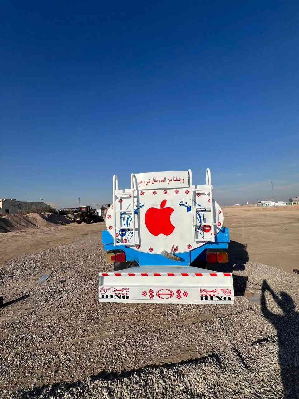 سلام عليكم هينو طيره للبيع
سياره جاهزه تخم تاير  مكفوله كفاله عامه ما عده فقط بخار 
سنويه  جديده بسمي تحول ثاني يوم حموله 7ونص شاصي مكفول .سعره 137ورقه مكاني البصره شط العرب ***********
