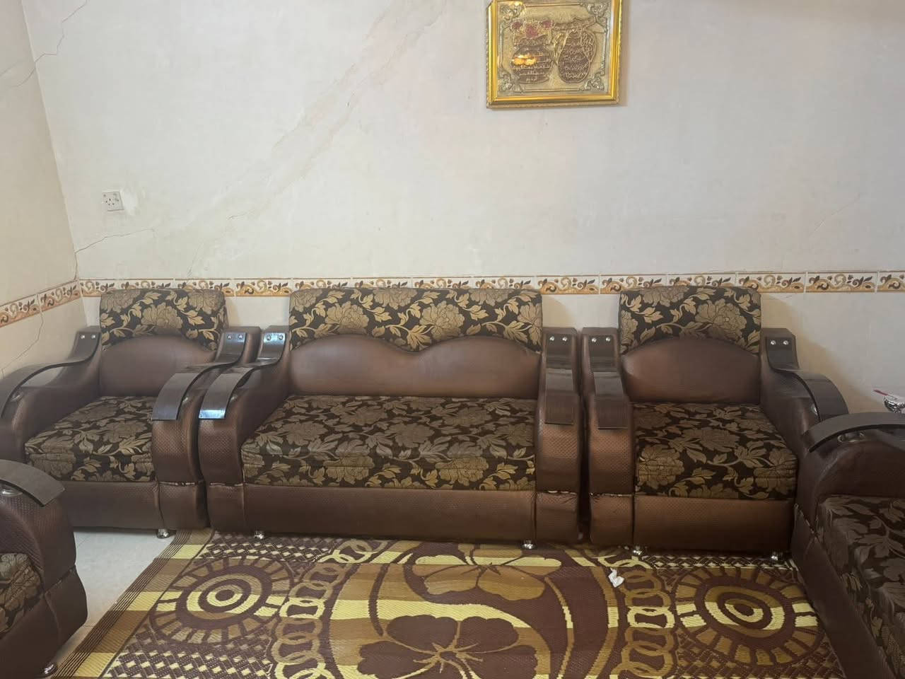 للبيع طخم وطبلات ١٥٠ وبي مجال العنوان حي الرشيدية


**إذا كنت صاحب هذا الإعلان وتريد حذفه لأي سبب، رجاءا أرسل رسالة إلى الدعم الفني**