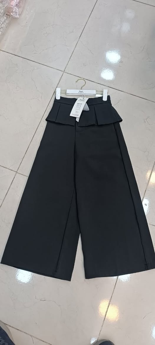 🖤 . نعلن عن افتتاح موسم محرم الحرام 🖤
 👕 النوع:كيلوت بناتي 
 👶 الأعمار: متوفر من عمر 6سنوات إلى 16 سنة.
 🧵 الجودة: خامة درجة أولى (تضمن الراحة والجودة العالية).
📍 العنوان:
واسط - قضاء الحي - شارع البالات (مجمع النونو)
📲 للحجز والاستفسار:
 يرجى مراسلة الصفحة مباشرة 📩
 أو الاتصال بنا عبر الرقم: *********** 📞
