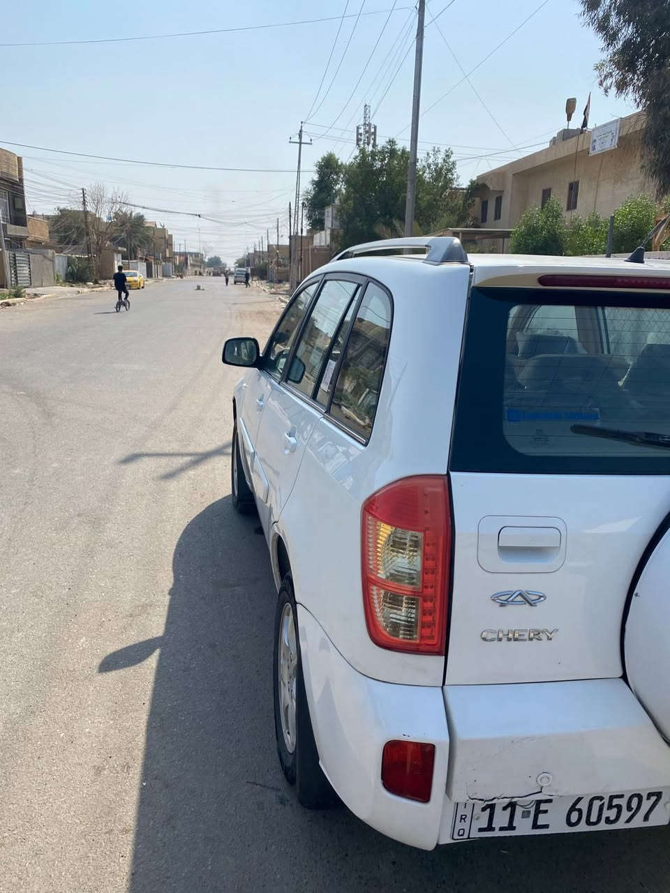 اسلام عليكم 
عندي شيري تيكو موديل ٢٠١٣ 
سياره خير من الله تدفئه تبريد وي لسويج تبريدها إذا مو ثلج مرجوعه ولله سياره بدون ضربه قويه طخات بصيطه كلش ومكحليهن
 كير محرك شرط كفاله ترايك لبصره 
بسمي لسياره شرط التحويل ثاني يوم
موجوده بل حسينيه  الراشديه لسعر ٦٥ وبيها مجال لشراي
رقم التليفون ***********
