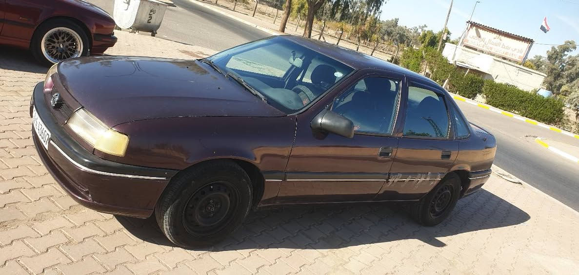 السلام عليكم اوبل فكترا للبيع موديل 1993 مكينه 20 گير اوتو سنويه بـ اسمي 2029 رقم اربيل بطاقة بانزين. سعر 43 ورقه وبي مجال عنوان السياره كركوك رقم مبايل ***********
