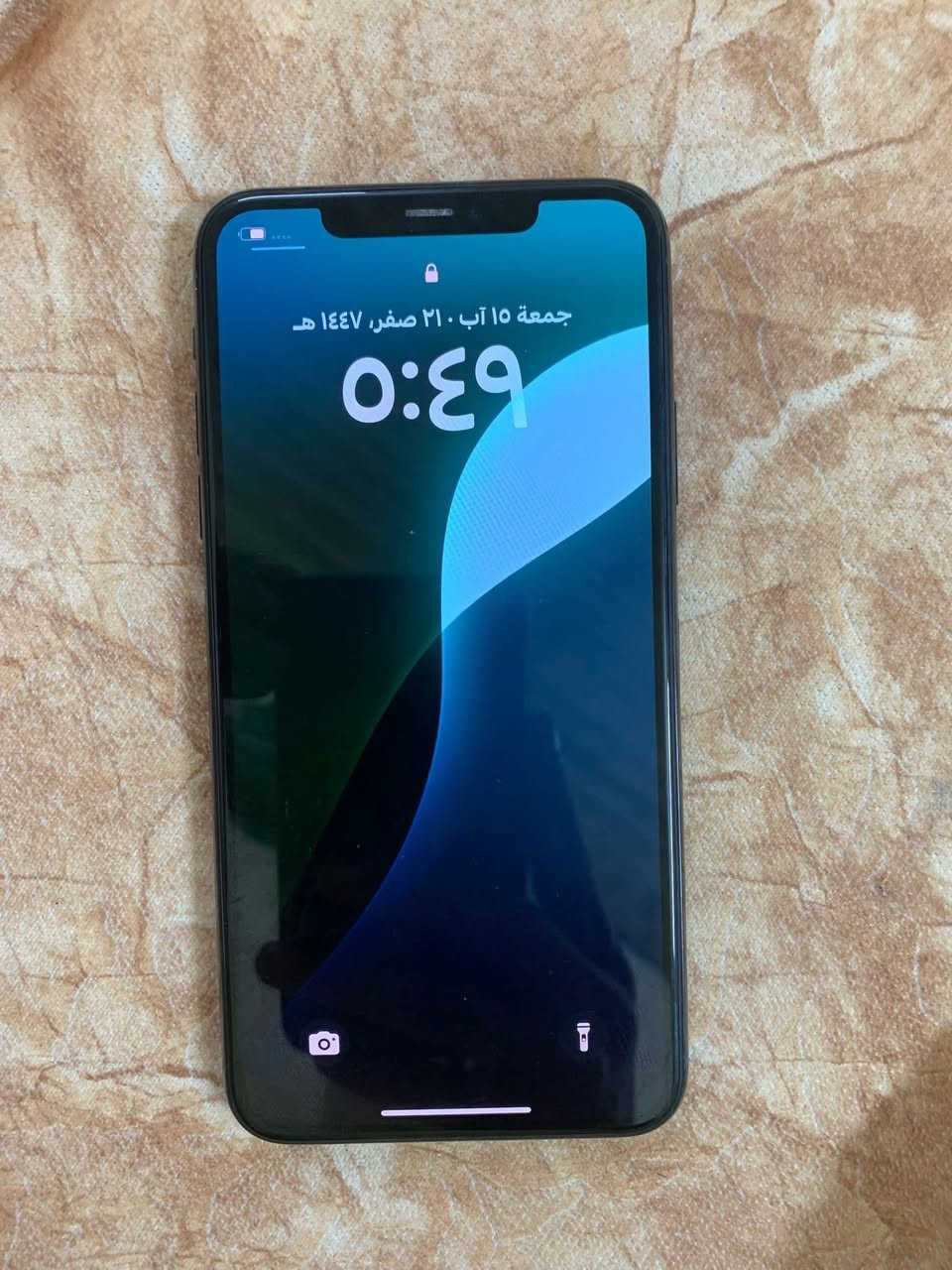 ايفون ١١برو ماكس ذاكره ٢٥٦مستبدل شاشه فقط واتساب ***********
