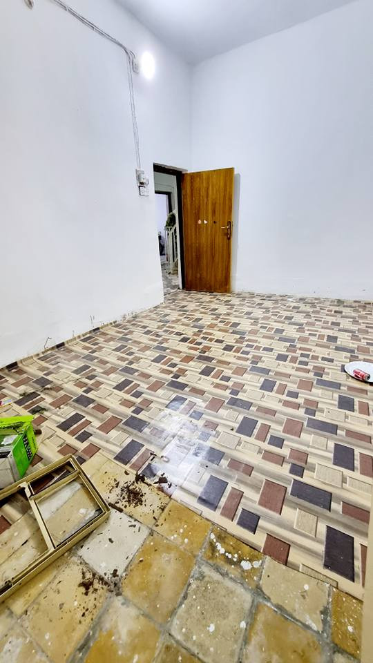 مشتمل ارضي للايجار بالجمهورية

▪️المساحة 115م
▪️طابق أرضي
▪️يقع على شارع 15م بالقرب من السوق
▪️يحتوي على غرفتين نوم واستقبال وهول ومطبخ وصحيات

🔰 الإيجار الشهري 500 الف نهائي 🔰

شركة المهندس العقارية ***********
عنوان المكتب/ حي الاندلس - شارع الجبيلة العام البصرة, العراق
